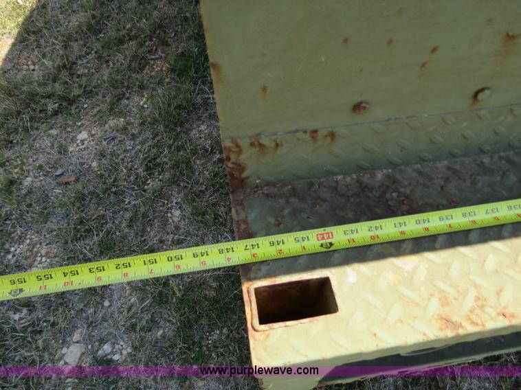 image for item B4686 1,000 gallon aluminum tank