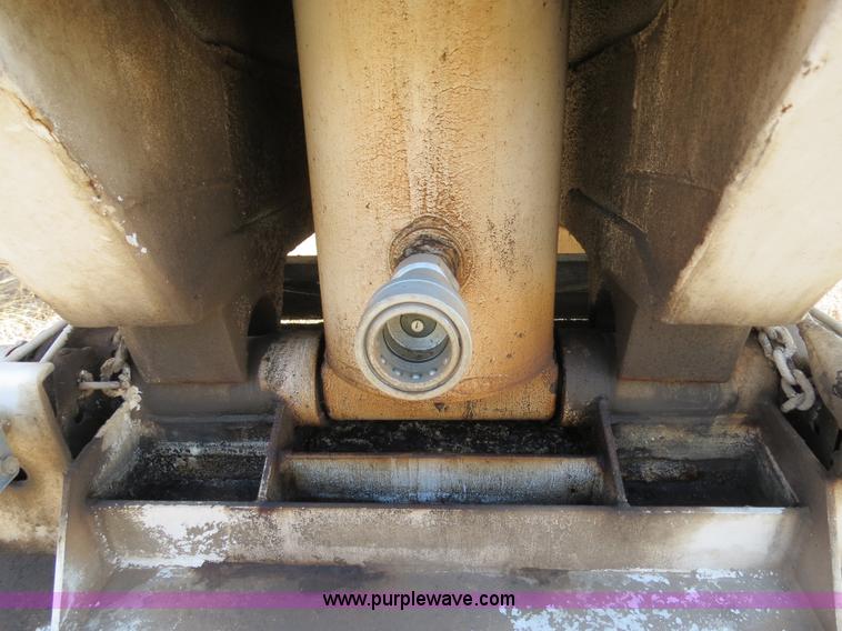 image for item B4693 1994 Clement LW3228 32ft dual tandem axle end dump trailer