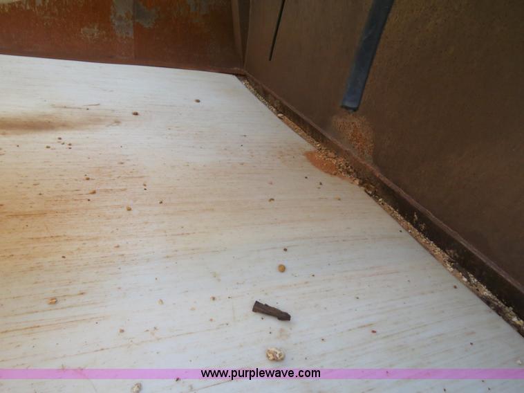 image for item B4693 1994 Clement LW3228 32ft dual tandem axle end dump trailer