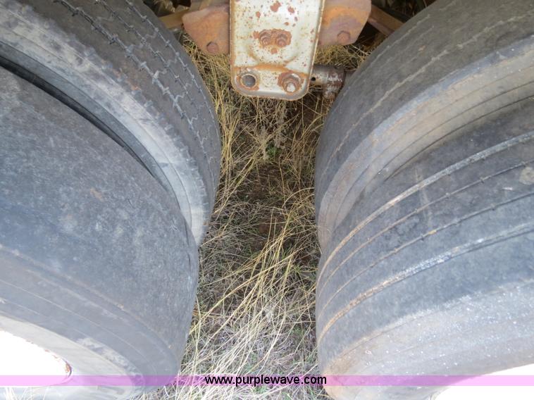 image for item B4695 1979 Trailmobile 45' dual tandem axle van trailer