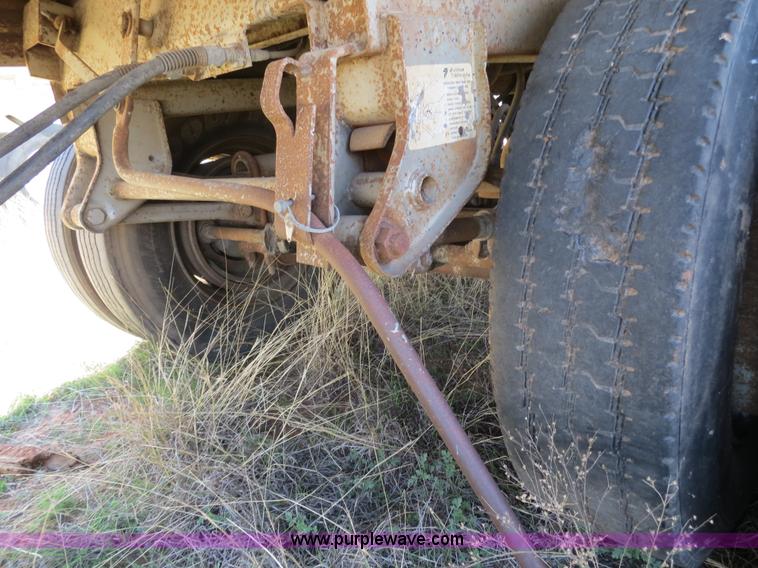 image for item B4695 1979 Trailmobile 45' dual tandem axle van trailer