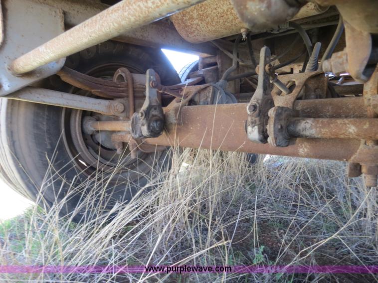 image for item B4695 1979 Trailmobile 45' dual tandem axle van trailer