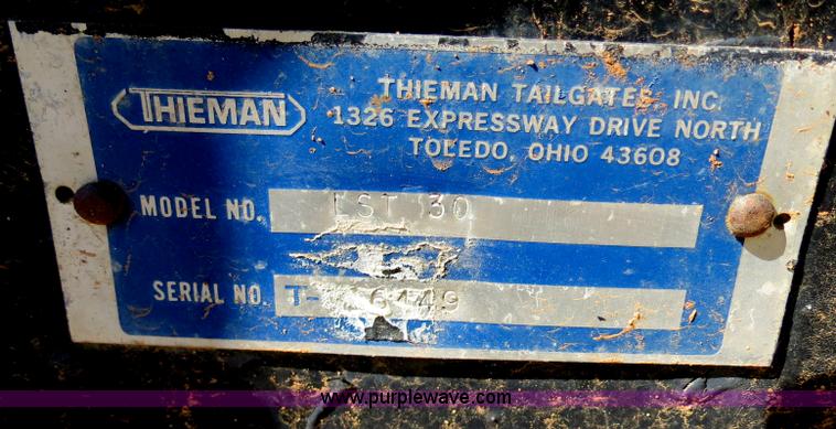 image for item B4695 1979 Trailmobile 45' dual tandem axle van trailer