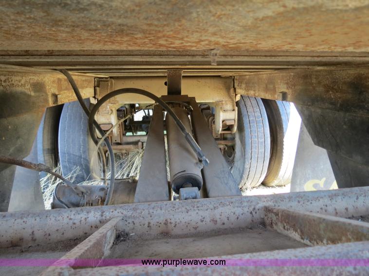 image for item B4695 1979 Trailmobile 45' dual tandem axle van trailer