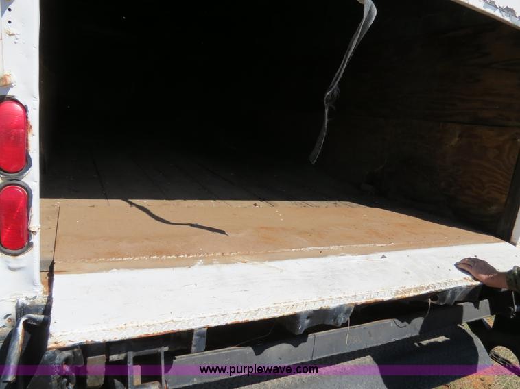 image for item B4695 1979 Trailmobile 45' dual tandem axle van trailer