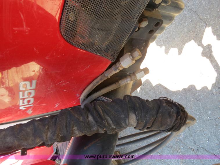 image for item B4699 Massey-Ferguson 1552 MFWD tractor