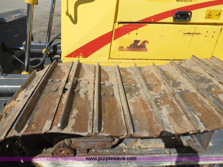 image for item B4700 2001 New Holland DC150 Series LGP dozer