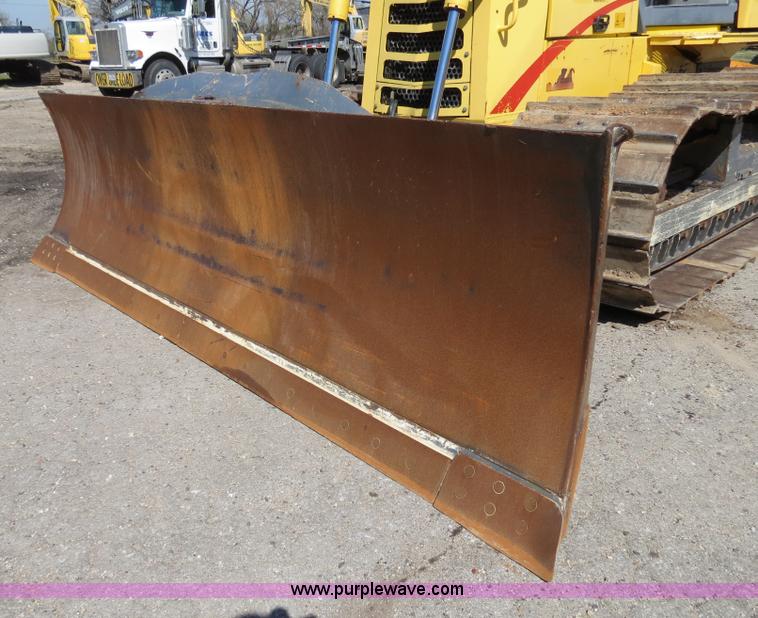 image for item B4700 2001 New Holland DC150 Series LGP dozer