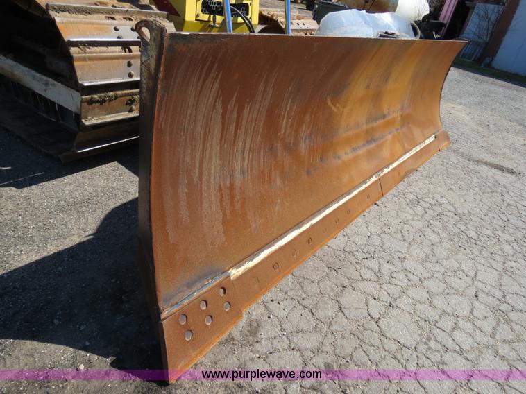 image for item B4700 2001 New Holland DC150 Series LGP dozer