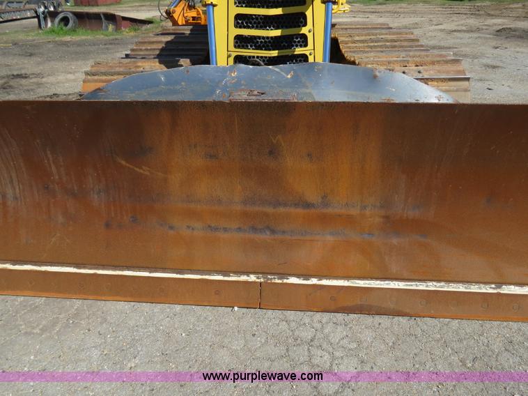 image for item B4700 2001 New Holland DC150 Series LGP dozer