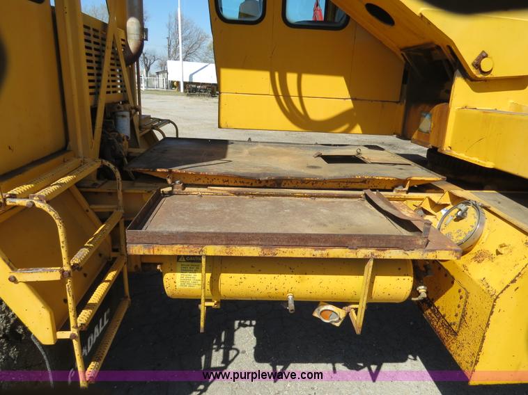 image for item B4701 Gradall G3WD rubber tire excavator