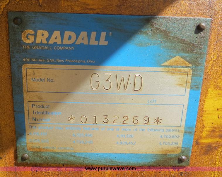 image for item B4701 Gradall G3WD rubber tire excavator