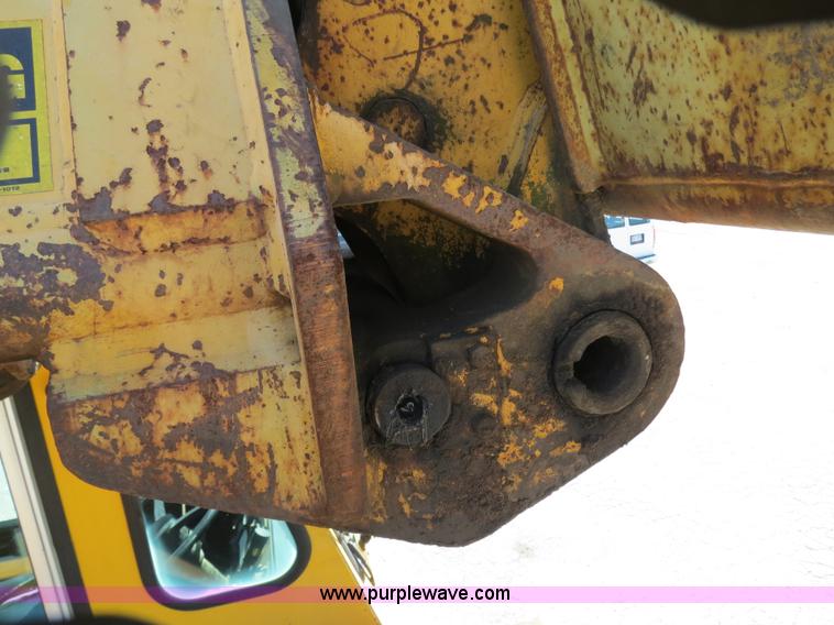 image for item B4701 Gradall G3WD rubber tire excavator