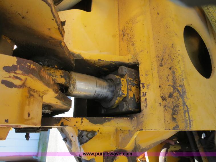 image for item B4701 Gradall G3WD rubber tire excavator