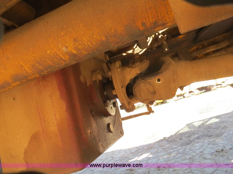 image for item B4701 Gradall G3WD rubber tire excavator