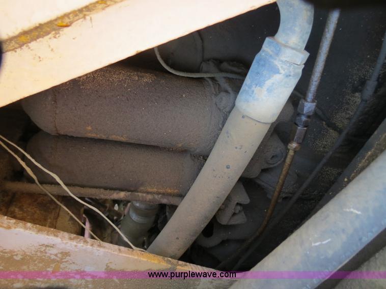 image for item B4702 Massey-Ferguson 300 track loader