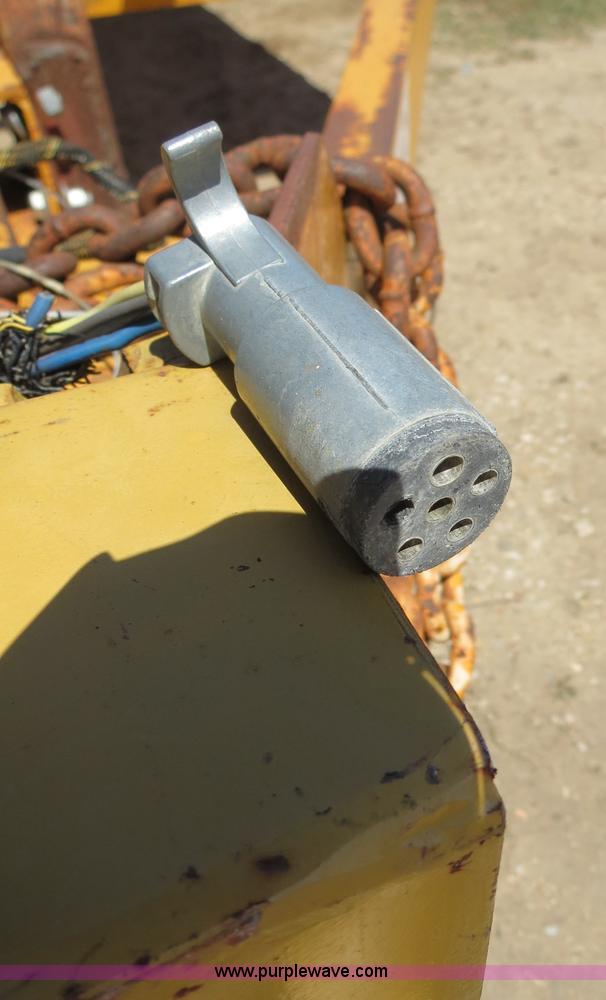 image for item B4703 1984 Belshe T-2 24' triple axle trailer