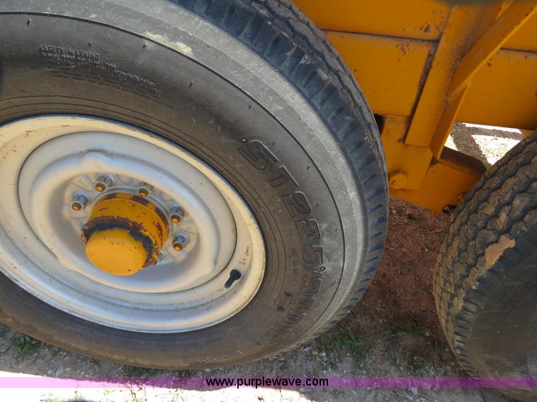 image for item B4703 1984 Belshe T-2 24' triple axle trailer