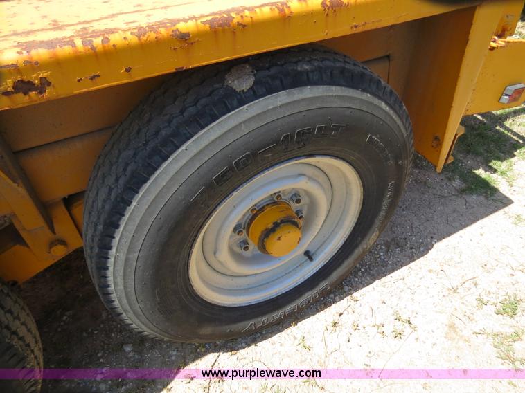 image for item B4703 1984 Belshe T-2 24' triple axle trailer