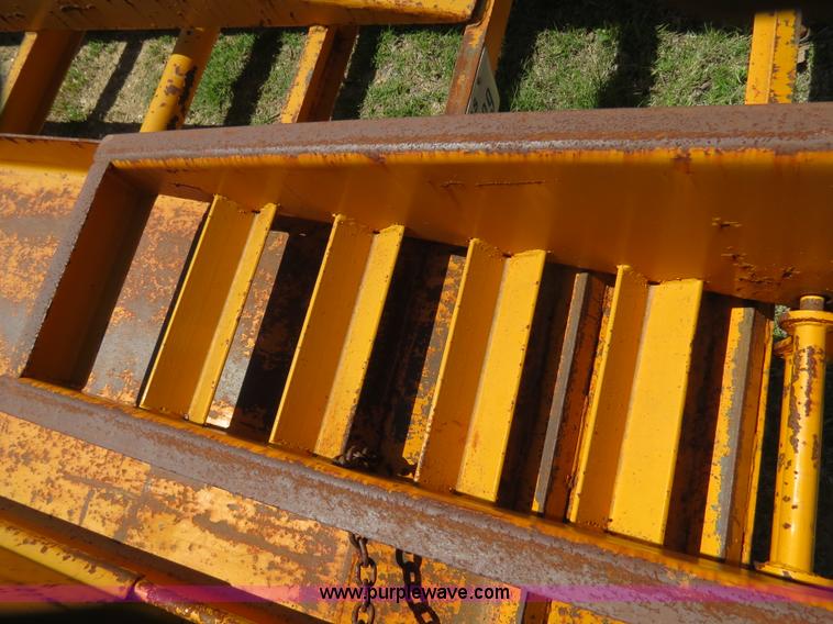 image for item B4703 1984 Belshe T-2 24' triple axle trailer