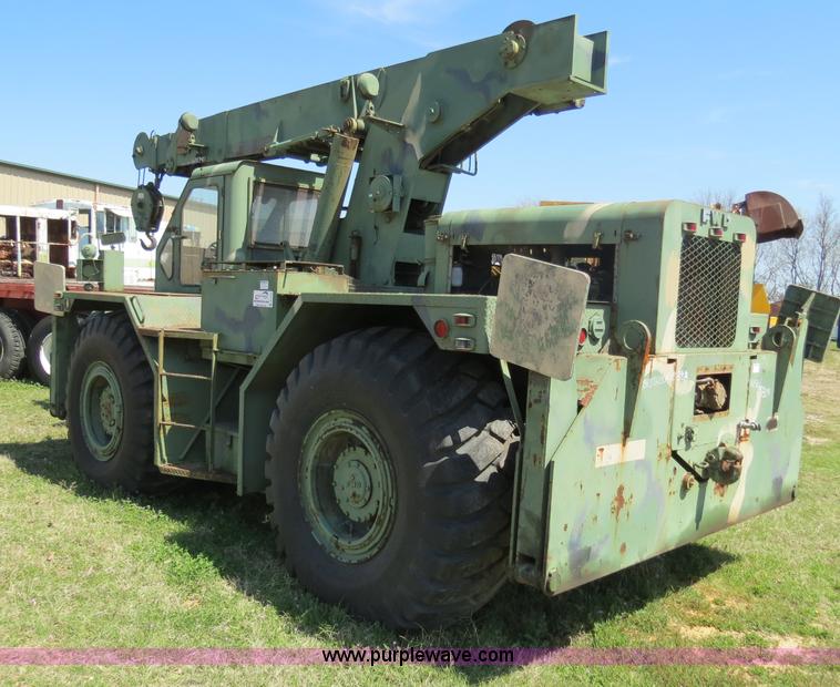 image for item B4704 1967 Hanson Machinery H-446 five ton wheel mounted crane