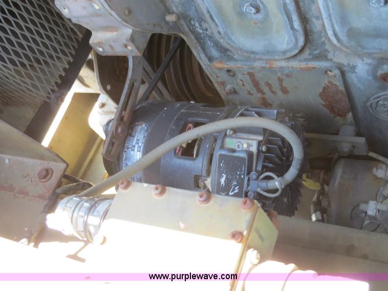 image for item B4704 1967 Hanson Machinery H-446 five ton wheel mounted crane