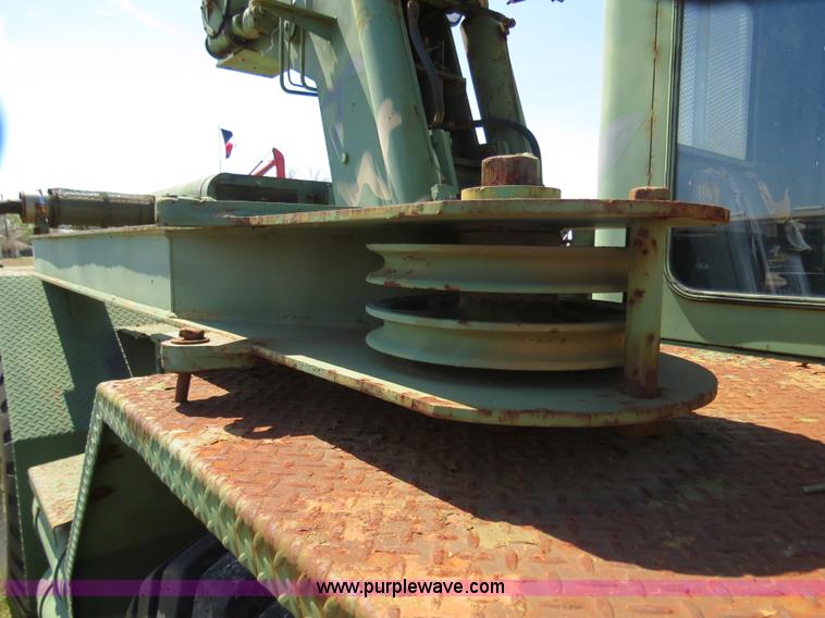 image for item B4704 1967 Hanson Machinery H-446 five ton wheel mounted crane