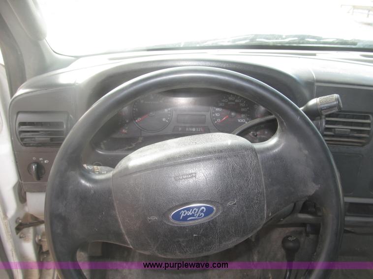 image for item B5424 2006 Ford F350 XL Super Duty CrewCab flatbed service truck