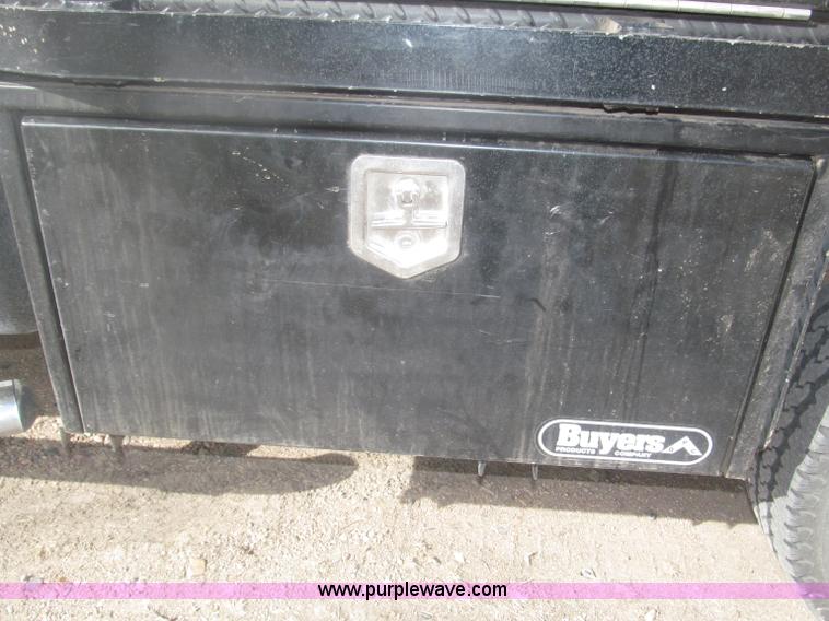 image for item B5424 2006 Ford F350 XL Super Duty CrewCab flatbed service truck