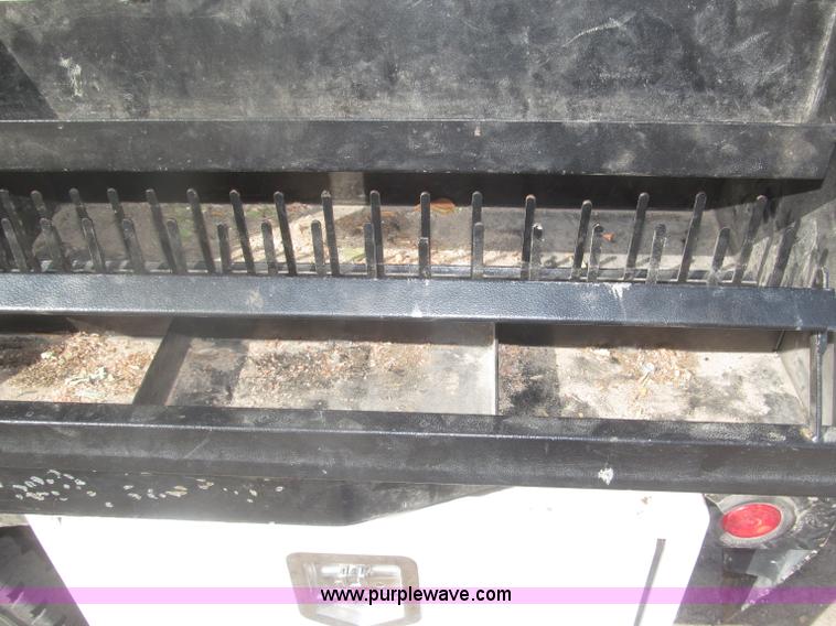 image for item B5424 2006 Ford F350 XL Super Duty CrewCab flatbed service truck