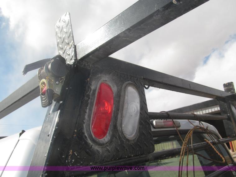 image for item B5424 2006 Ford F350 XL Super Duty CrewCab flatbed service truck