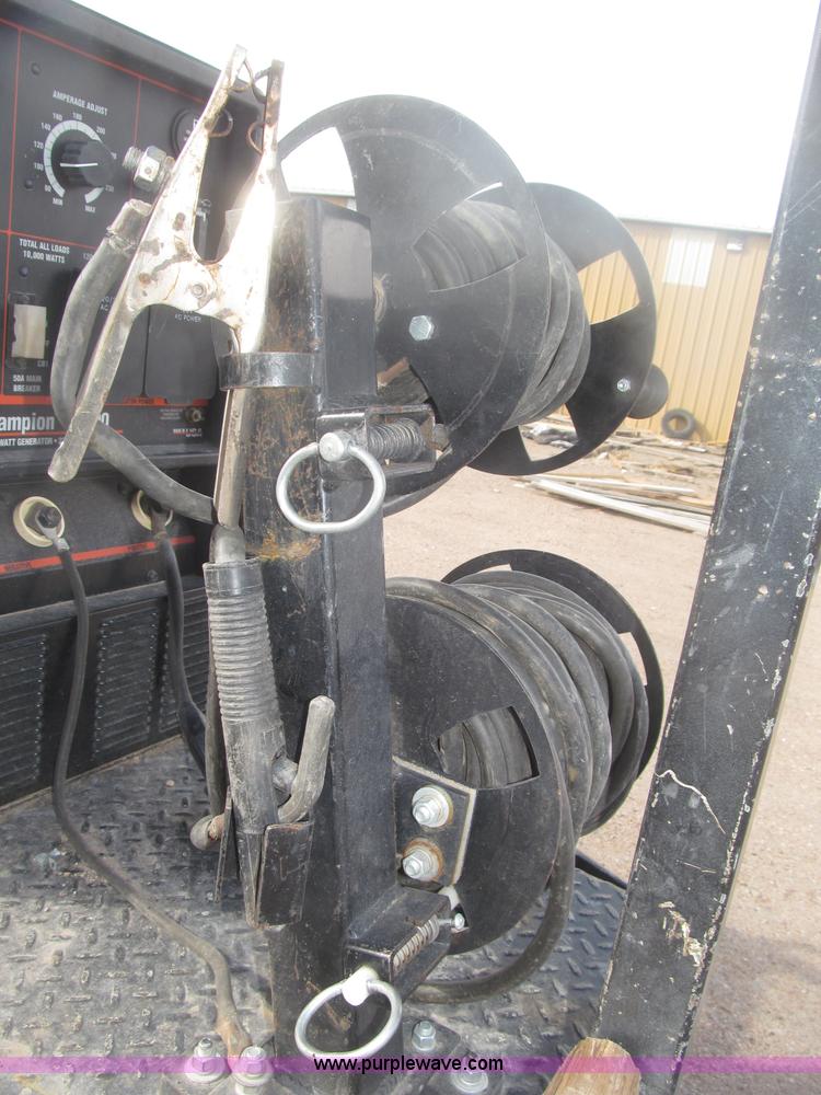 image for item B5424 2006 Ford F350 XL Super Duty CrewCab flatbed service truck