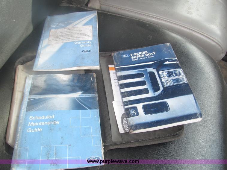 image for item B5424 2006 Ford F350 XL Super Duty CrewCab flatbed service truck