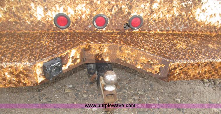 image for item B5425 2000 Chevrolet 3500 CrewCab service truck