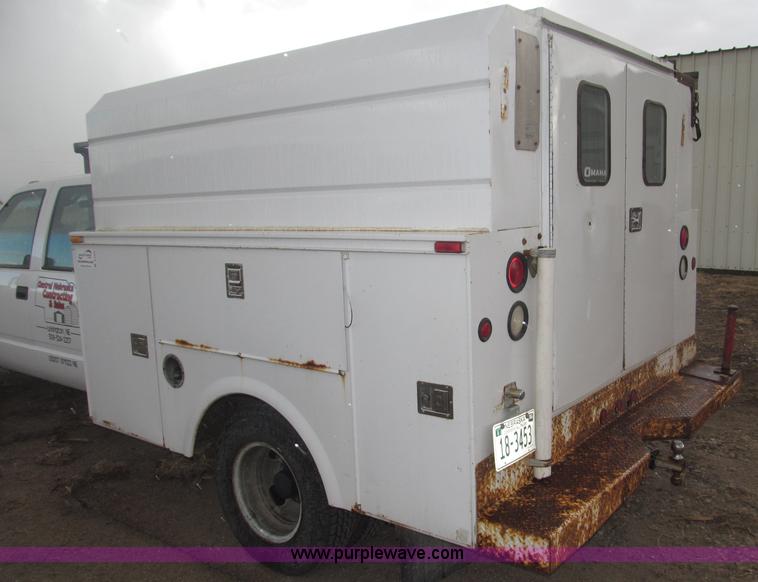 image for item B5425 2000 Chevrolet 3500 CrewCab service truck