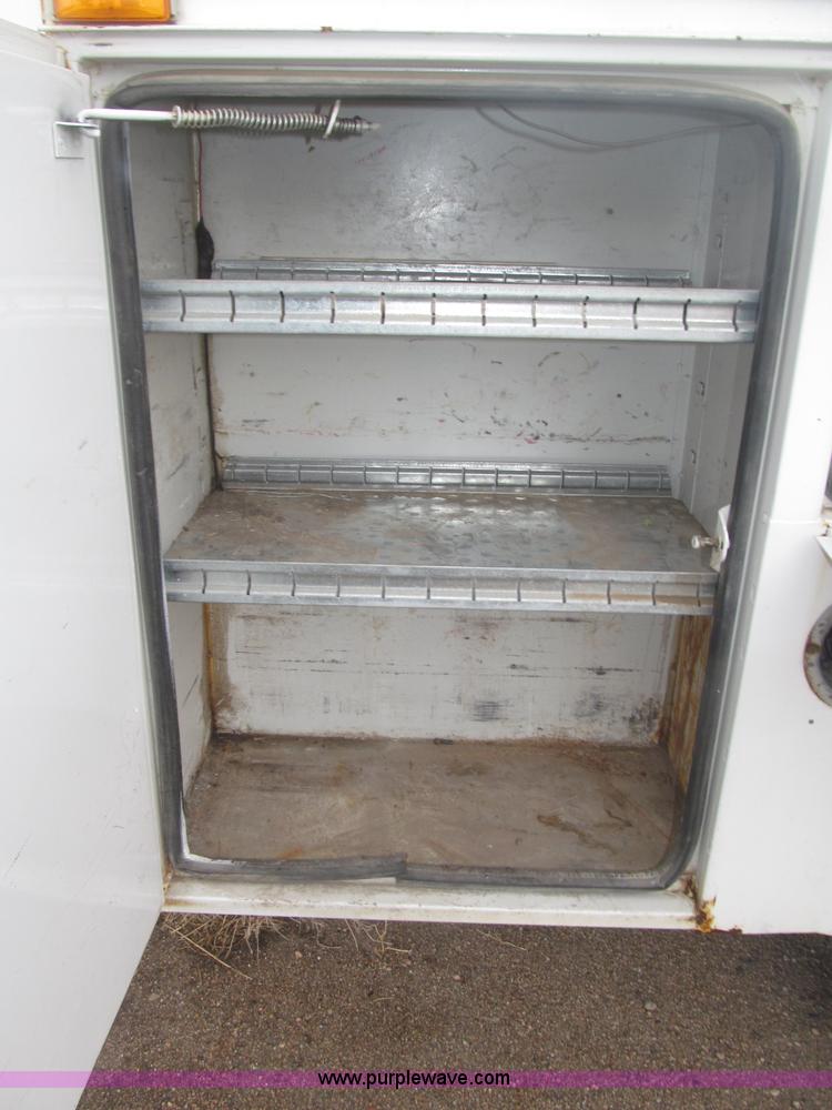 image for item B5425 2000 Chevrolet 3500 CrewCab service truck