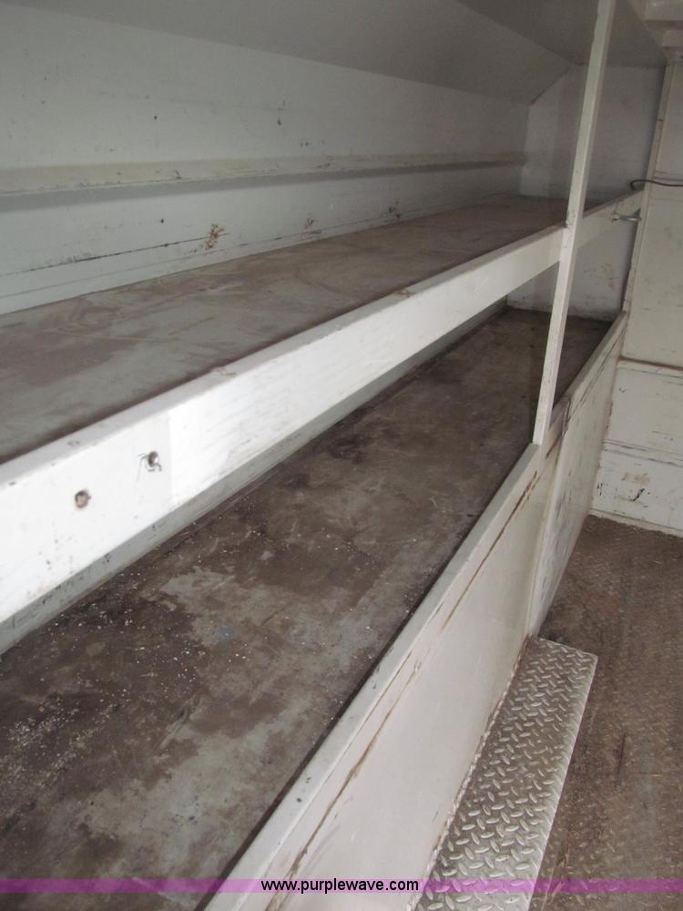 image for item B5425 2000 Chevrolet 3500 CrewCab service truck