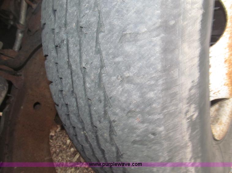 image for item B5425 2000 Chevrolet 3500 CrewCab service truck