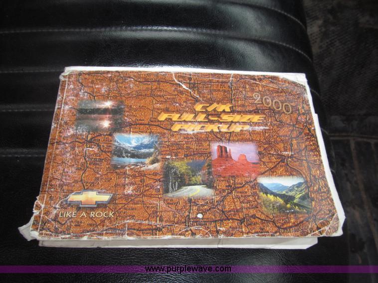 image for item B5425 2000 Chevrolet 3500 CrewCab service truck