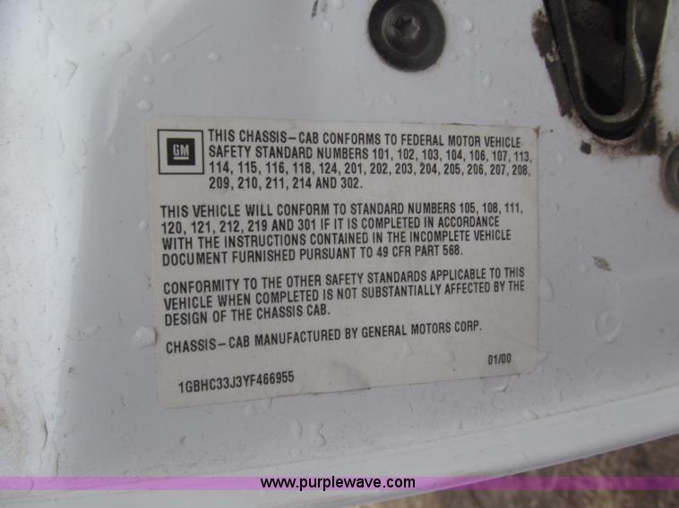 image for item B5425 2000 Chevrolet 3500 CrewCab service truck