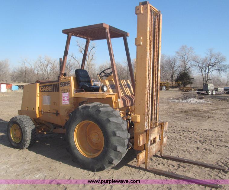 image for item B5440 Case 586 Series E forklift