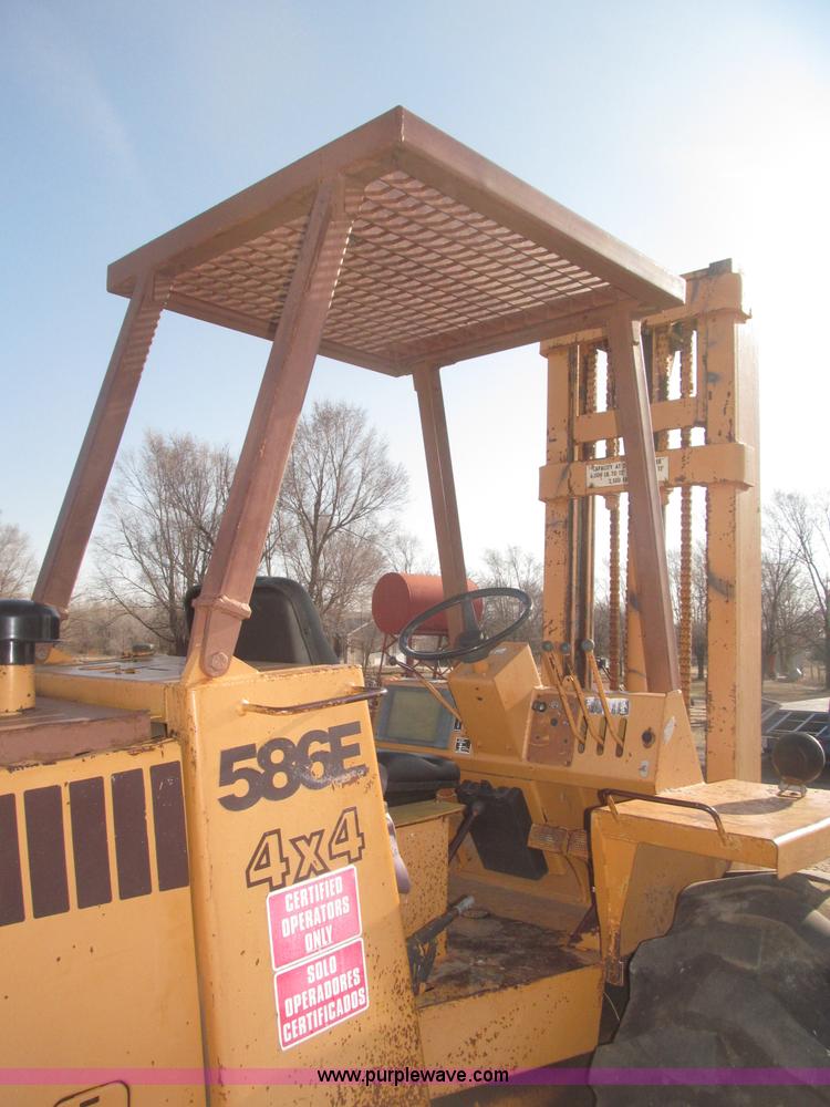 image for item B5440 Case 586 Series E forklift