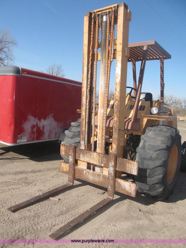 image for item B5440 Case 586 Series E forklift