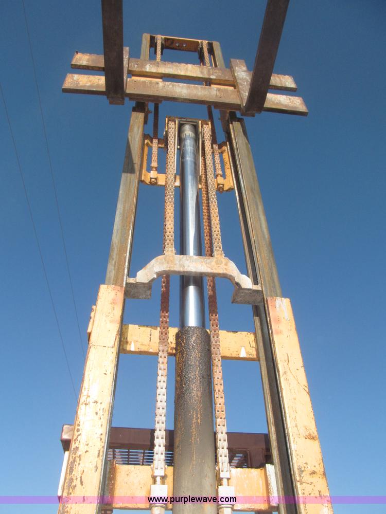 image for item B5440 Case 586 Series E forklift