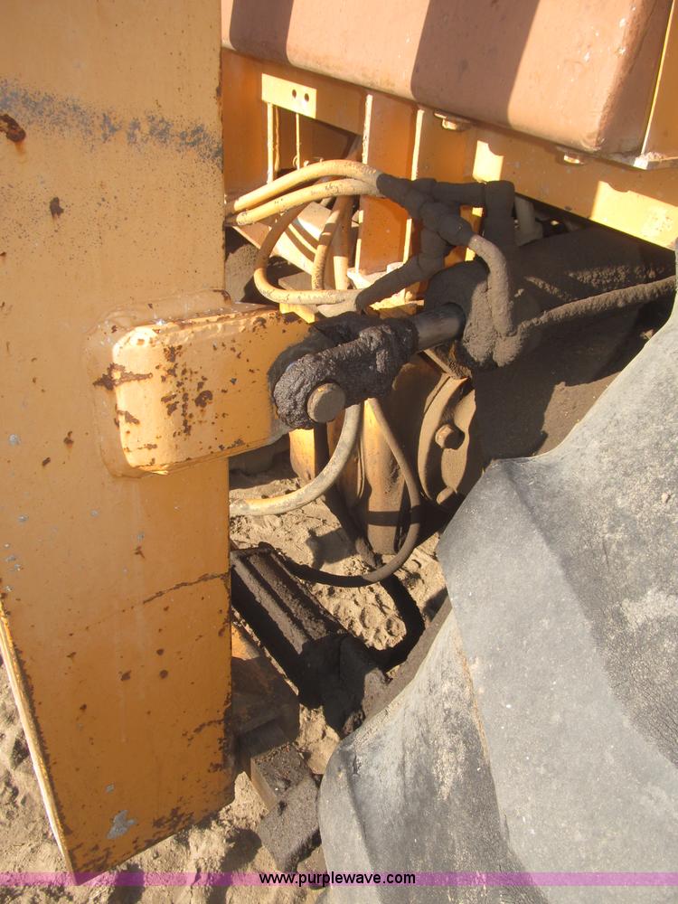 image for item B5440 Case 586 Series E forklift