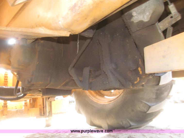 image for item B5440 Case 586 Series E forklift