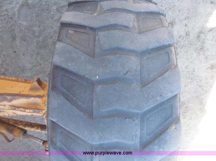 image for item B5440 Case 586 Series E forklift