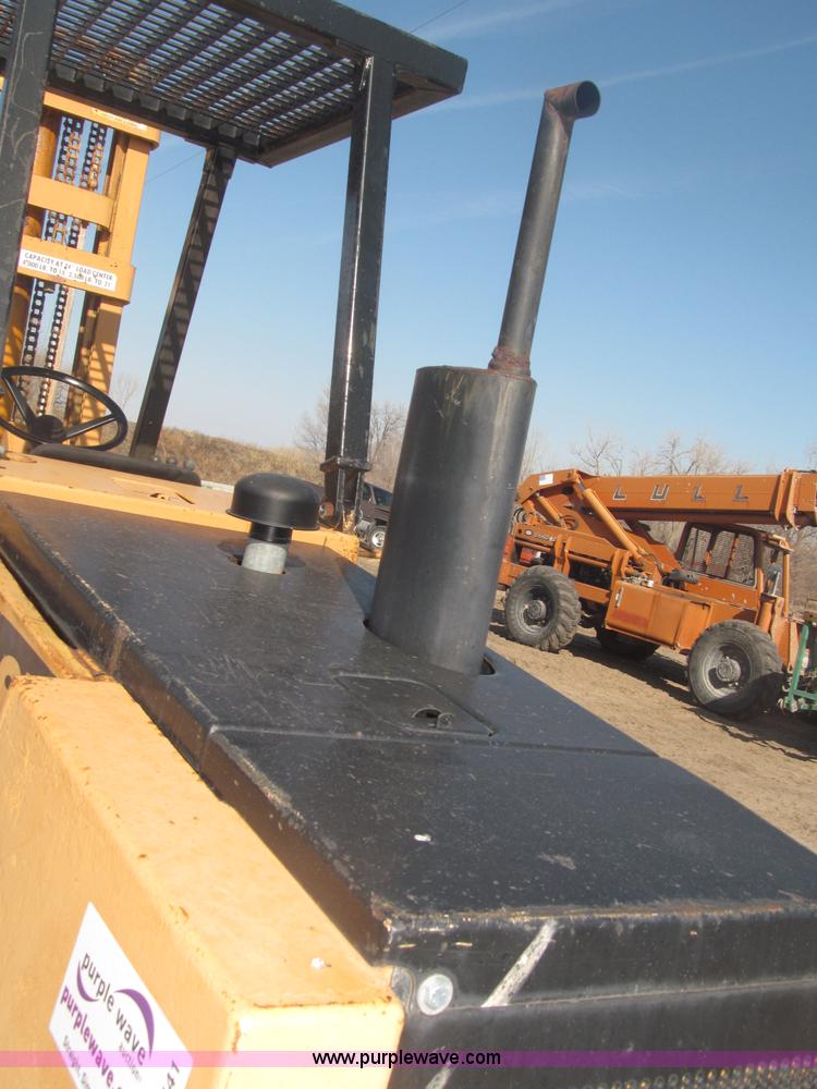 image for item B5441 Case 584 Series D forklift