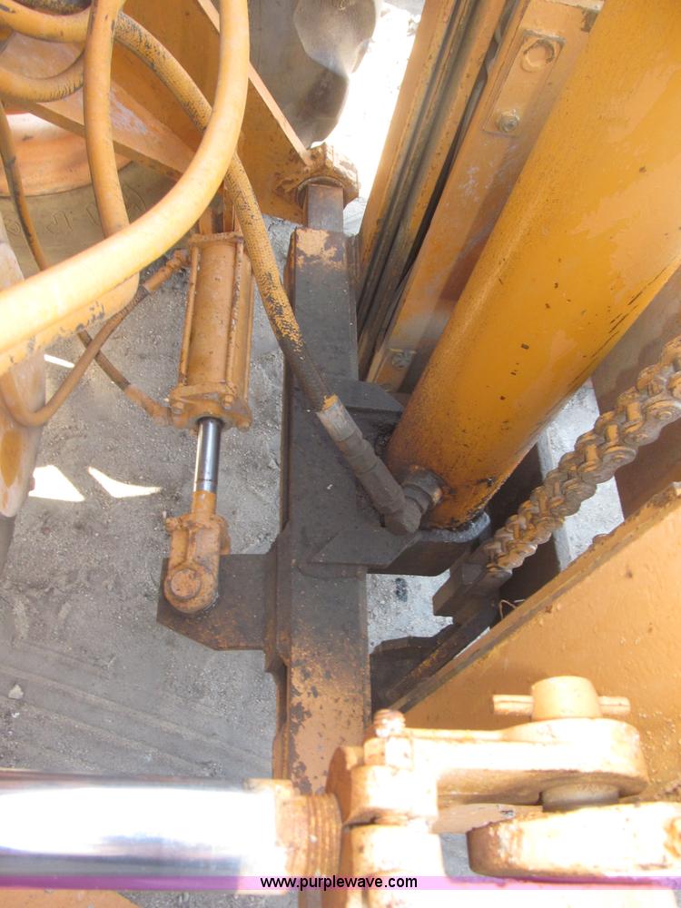 image for item B5441 Case 584 Series D forklift