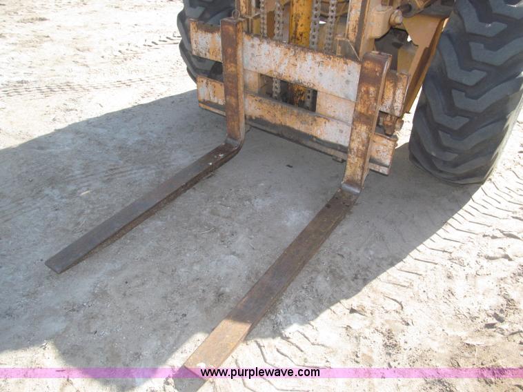 image for item B5441 Case 584 Series D forklift